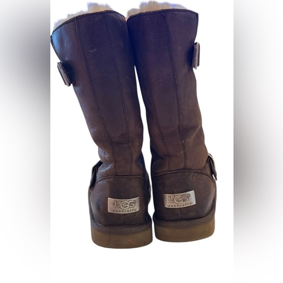 UGG Australia Leather Shearling Buckle Boots – Women’s Size 7 - Picture 2 of 6
